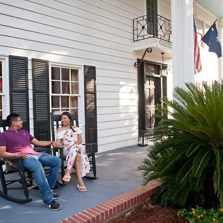 The Spivey House B&B On Kingston Lake Conway Εξωτερικό φωτογραφία